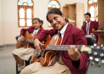 Performing Arts - Guitar